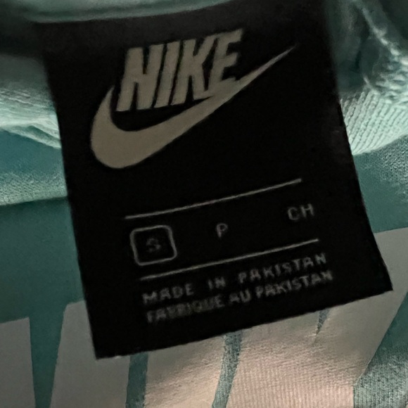 Nike men’s hoodie - Picture 4 of 6